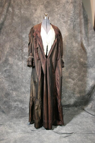 Brown Dressing Gown With Yoke