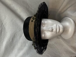 Black wired hat